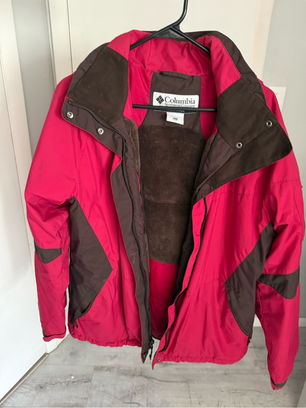 Columbia women’s pink and Brown ski coat
